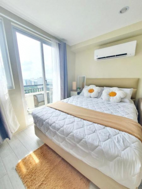 Comfy Studio walking distance Ayala Mall , near VFS Visa
